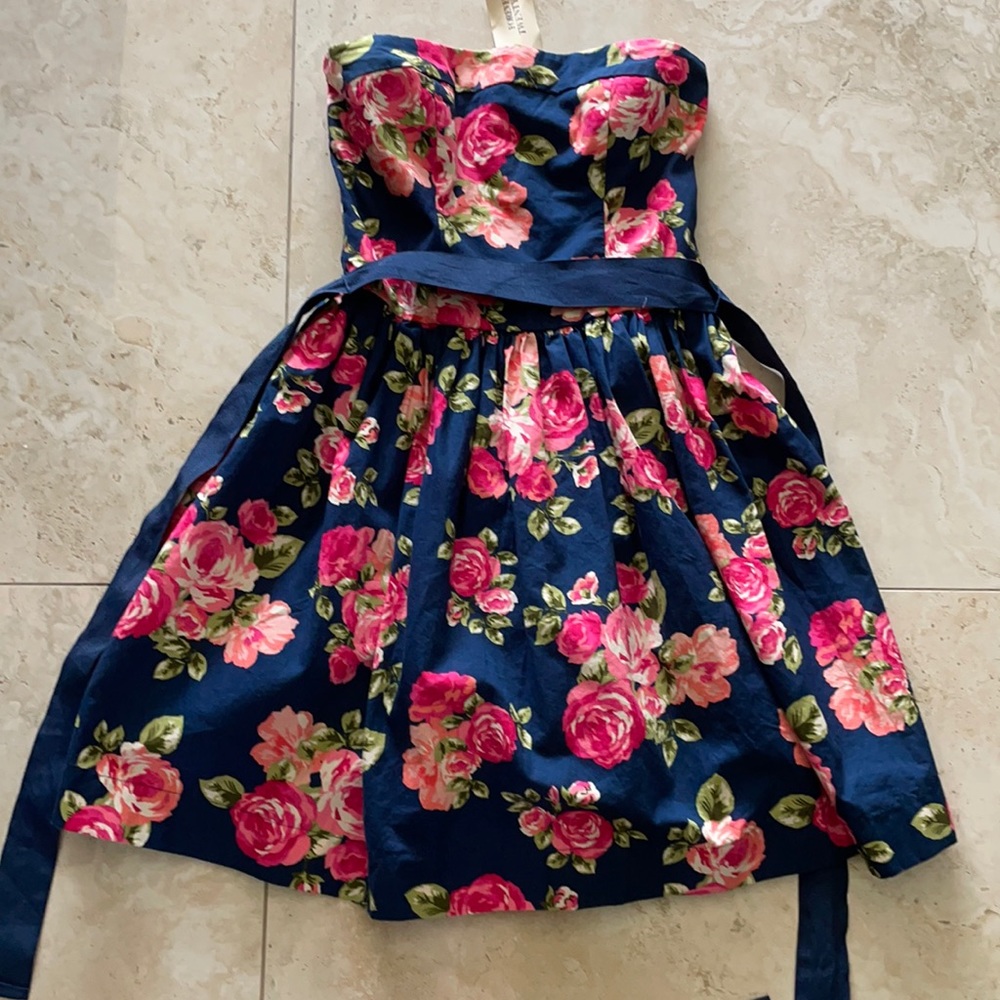 Forever 21 Small floral dress
